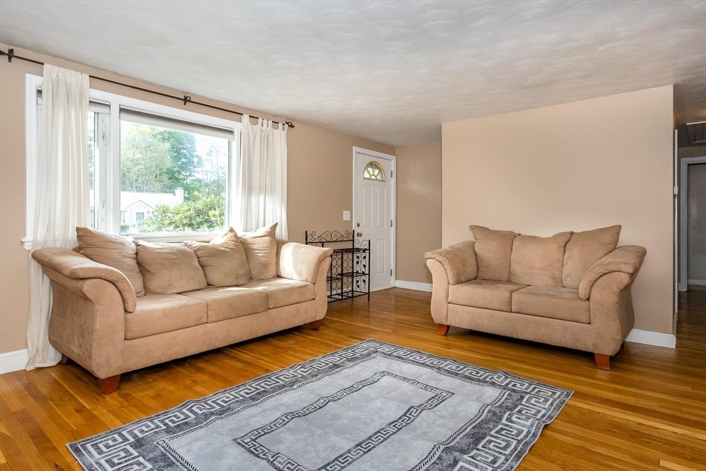 22 Middlesex Rd