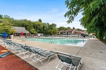 91 Rosewood Dr # 91