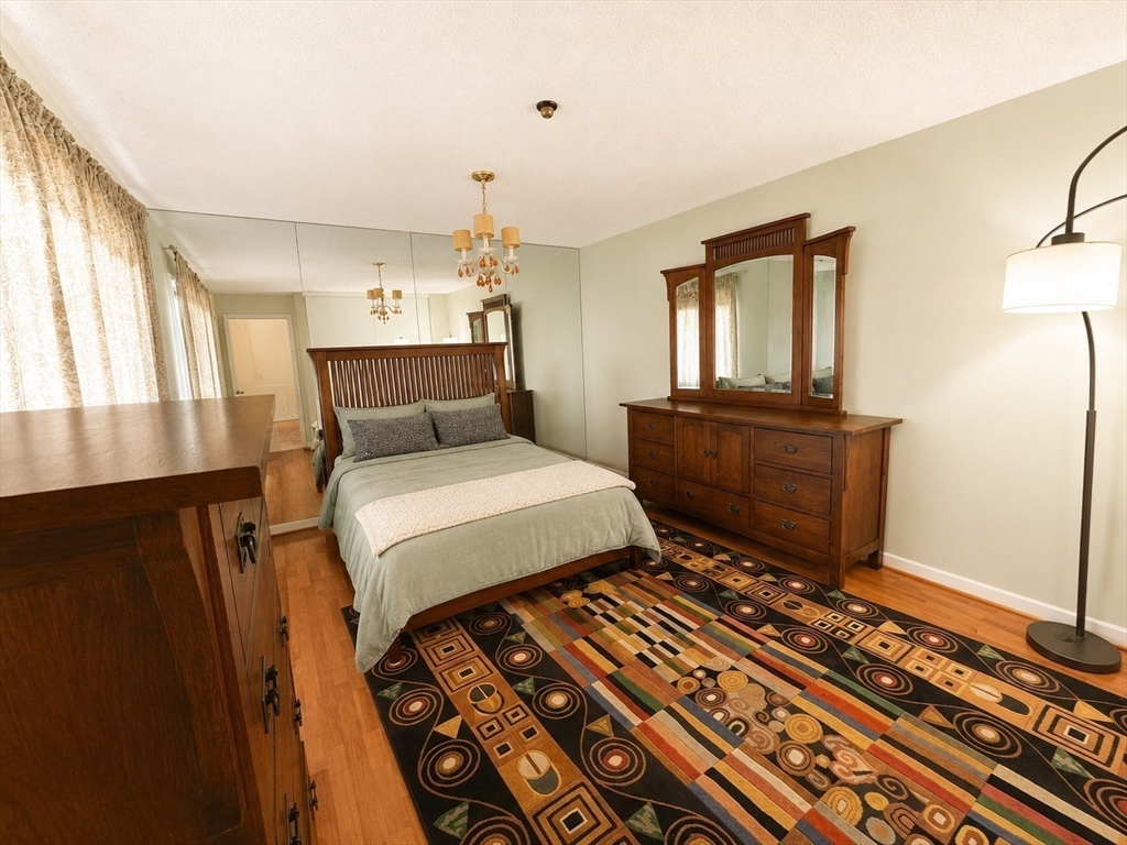 91 Rosewood Dr # 91