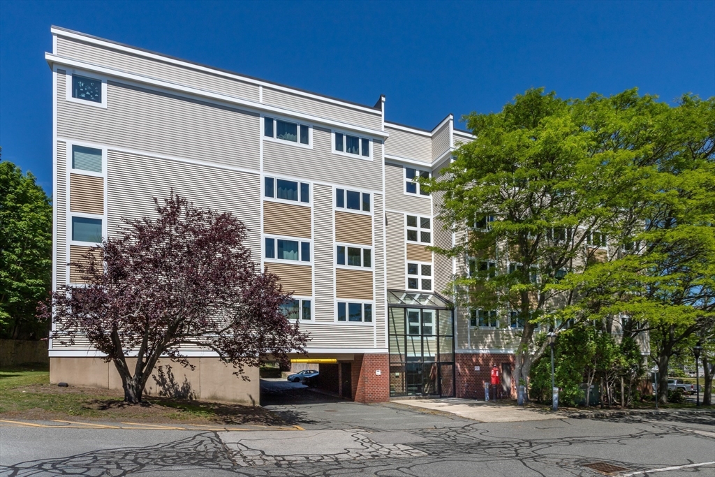 35 Desmoines Rd # 503