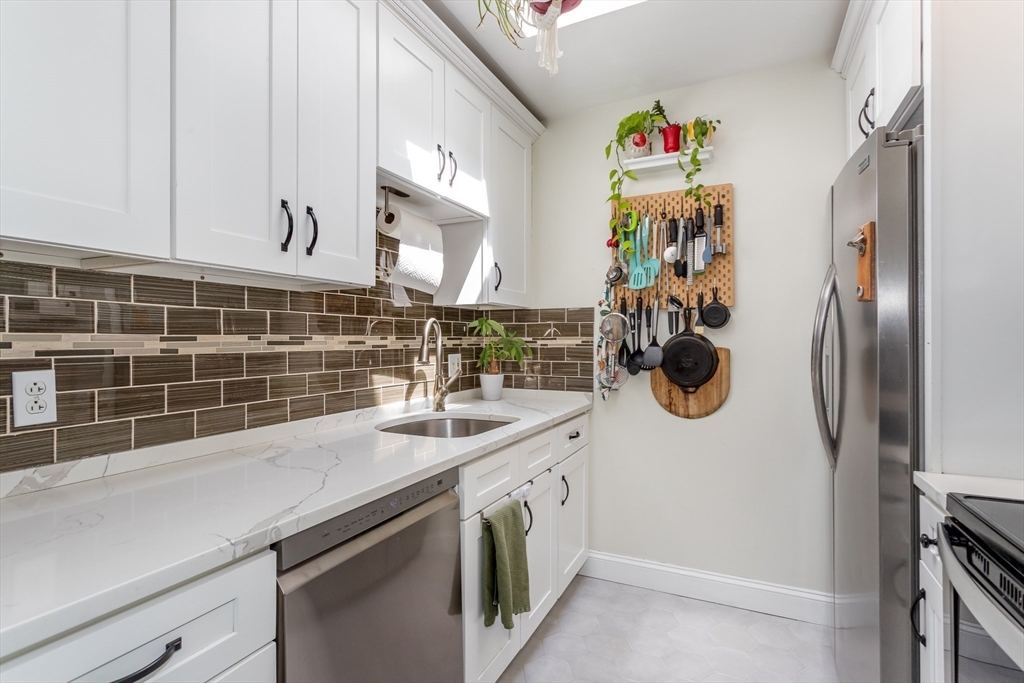 35 Desmoines Rd # 503