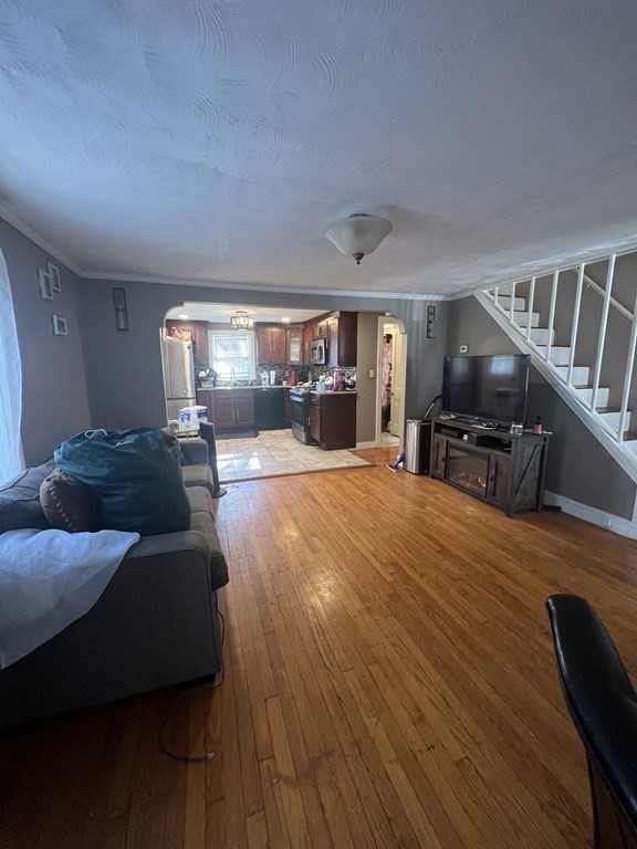 18 Vesey Rd