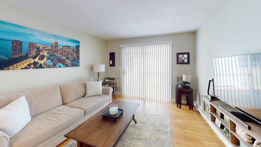 2 Adam St # 2