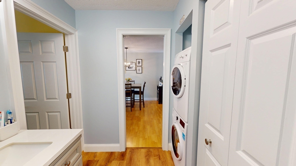 2 Adam St # 2
