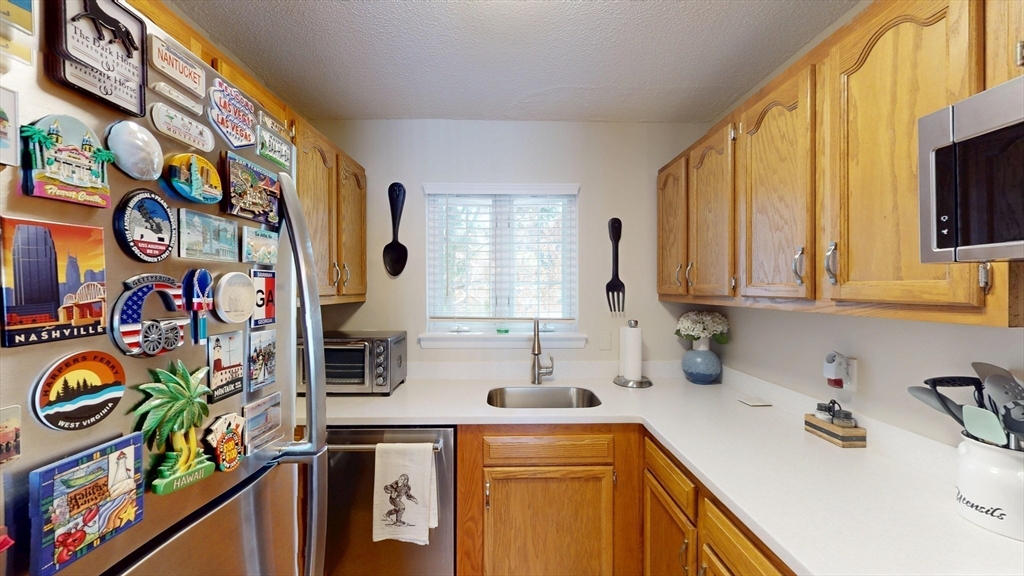 2 Adam St # 2