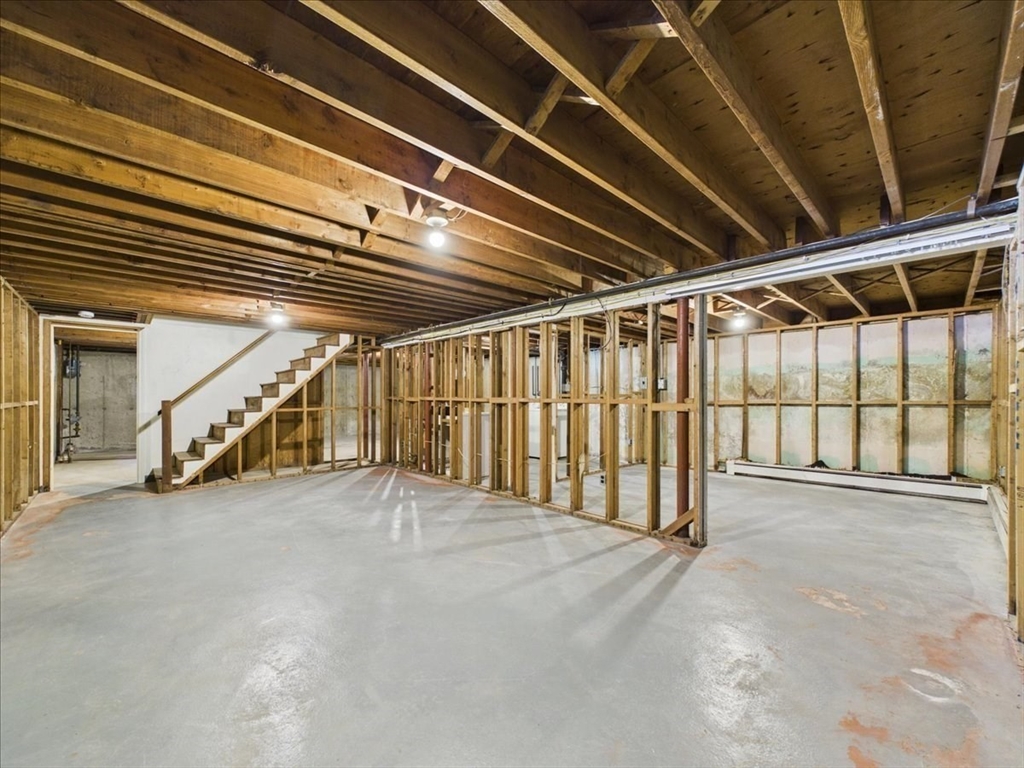 121 Prospect St
