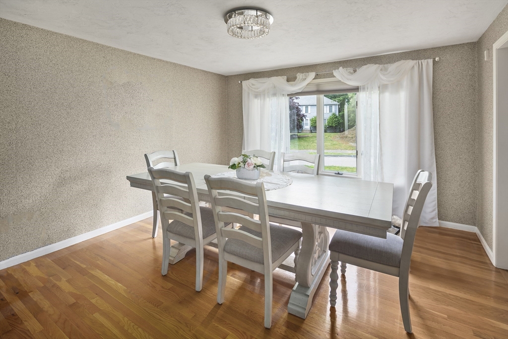15 Juniper Road