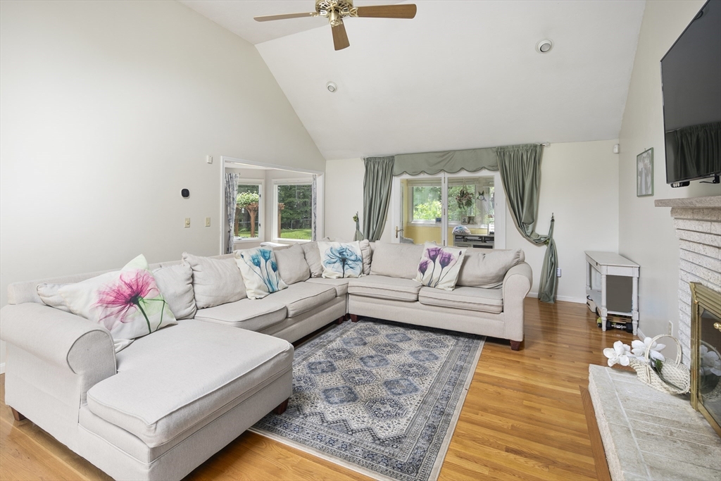 15 Juniper Road