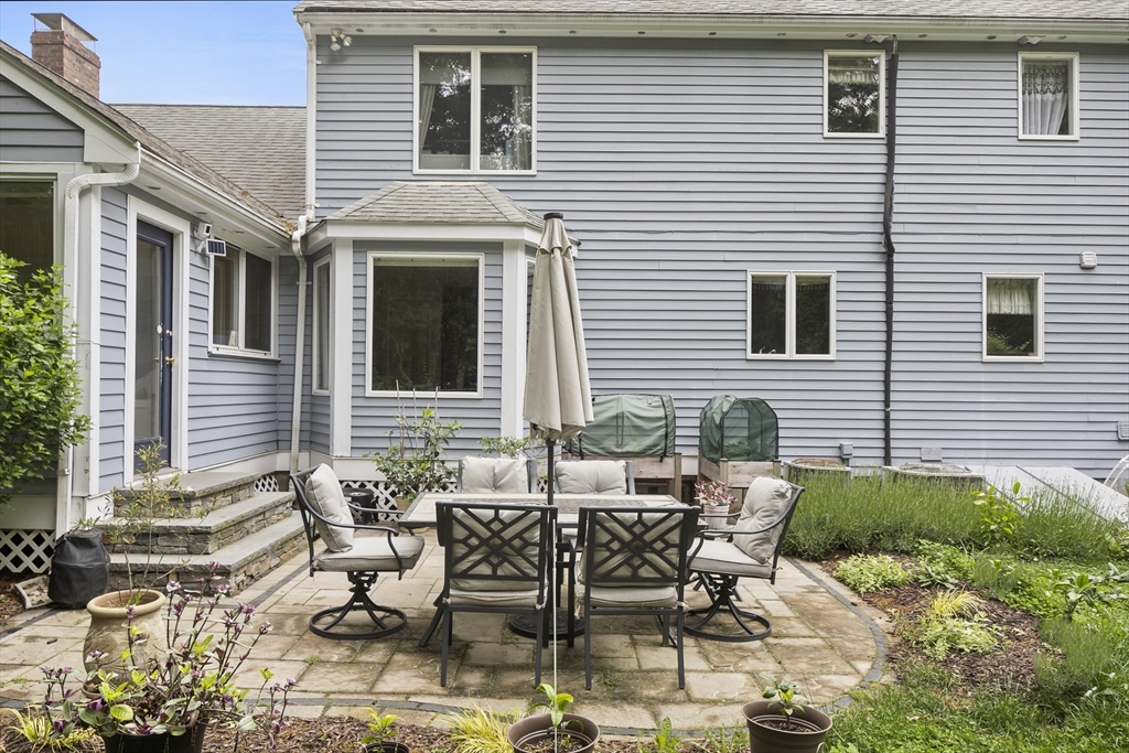 15 Juniper Road
