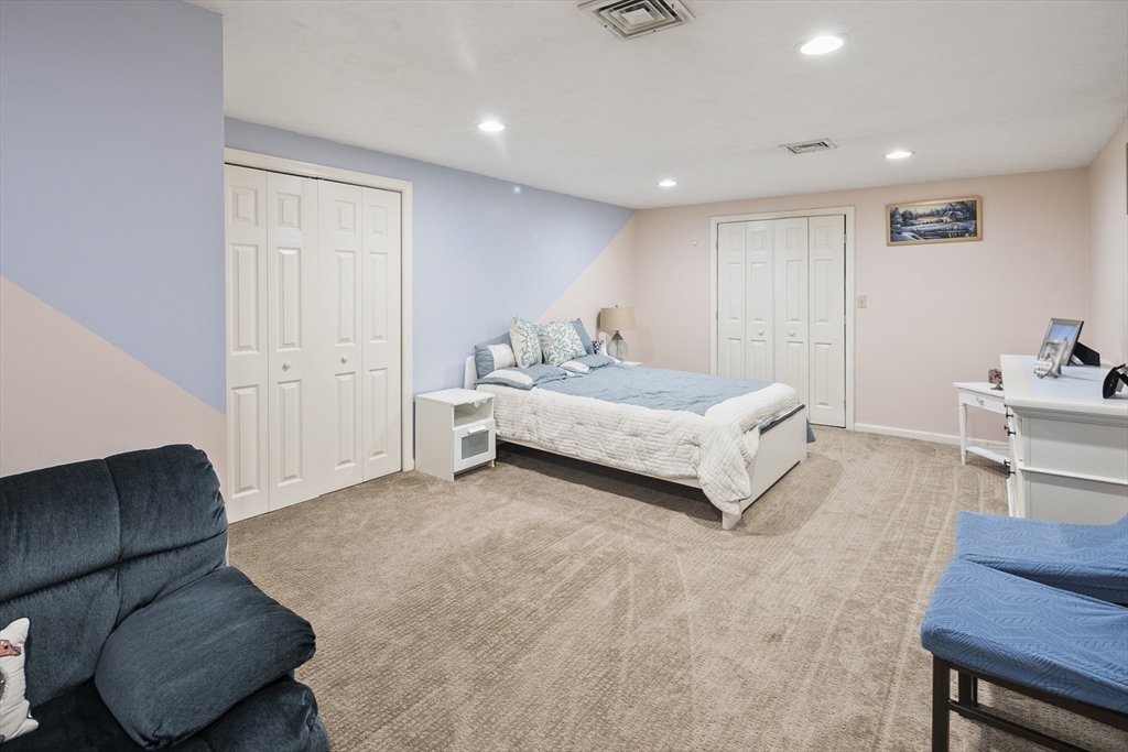 15 Juniper Road