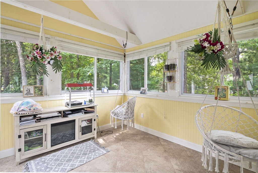 15 Juniper Road