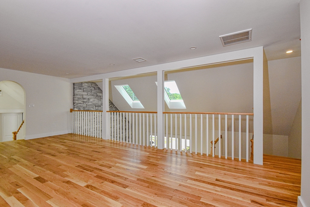 41 Kenneth St
