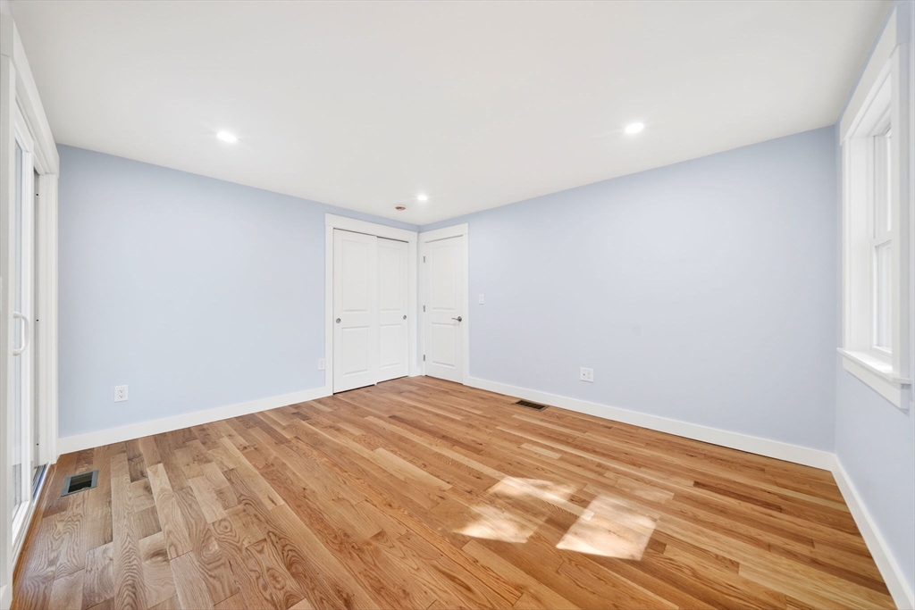 41 Kenneth St