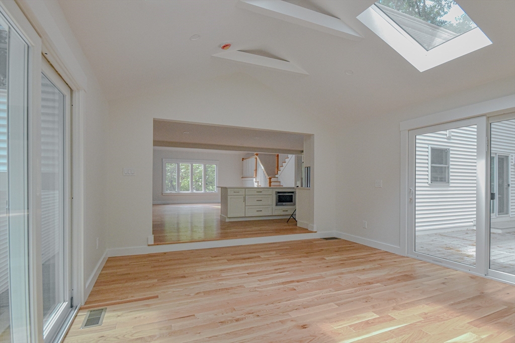 41 Kenneth St