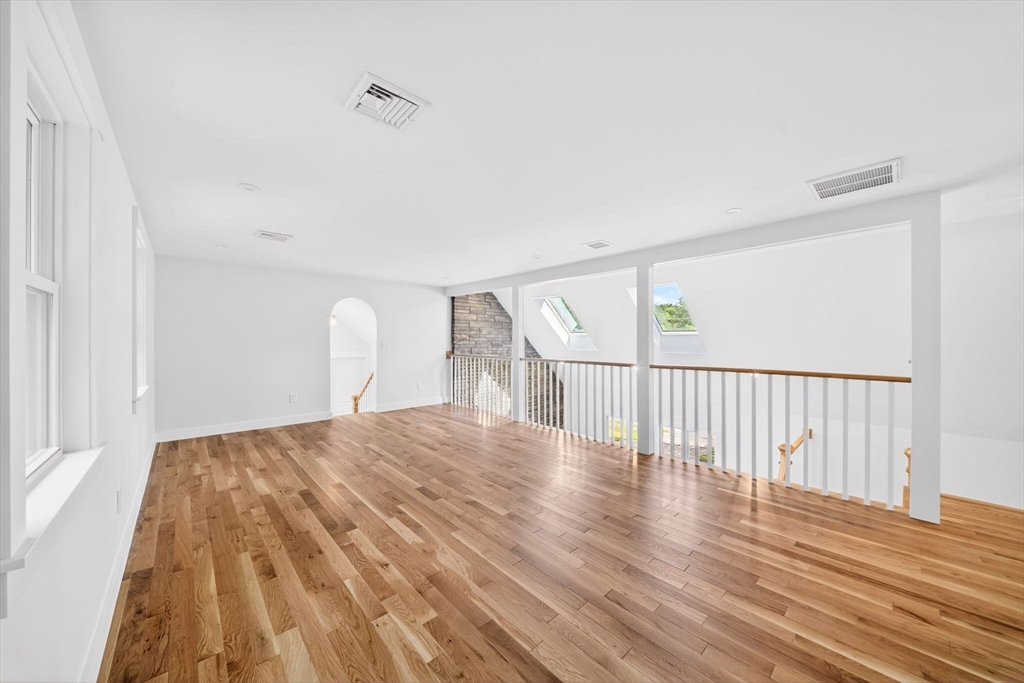 41 Kenneth St