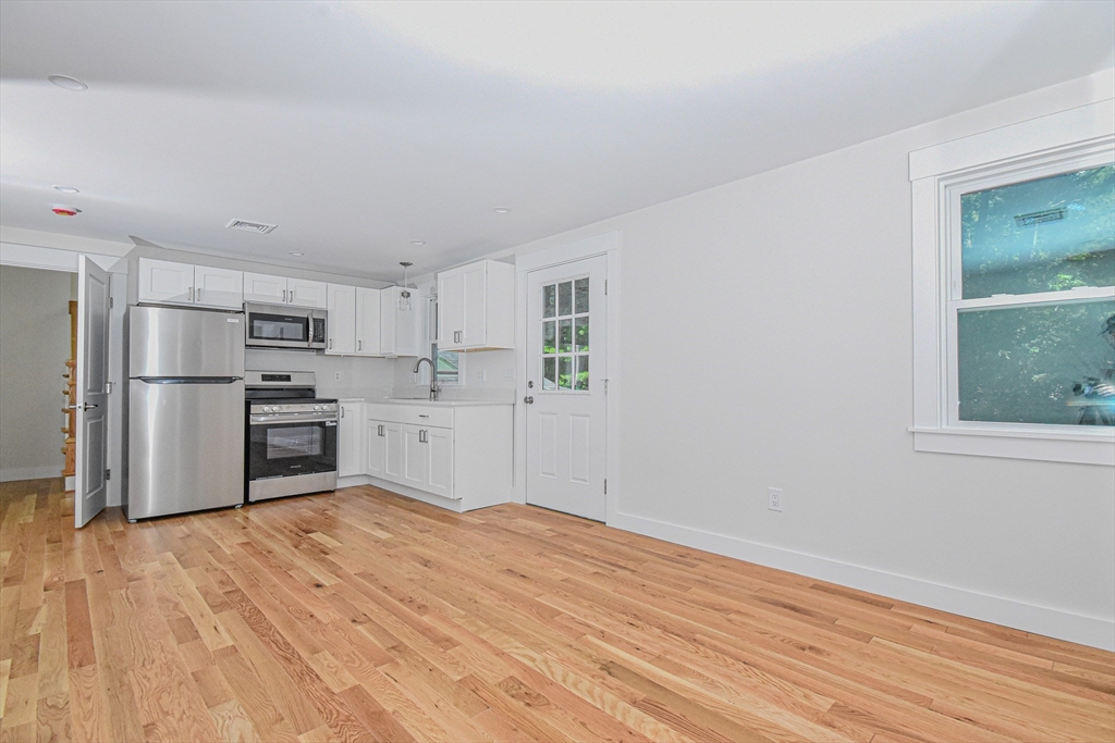 41 Kenneth St