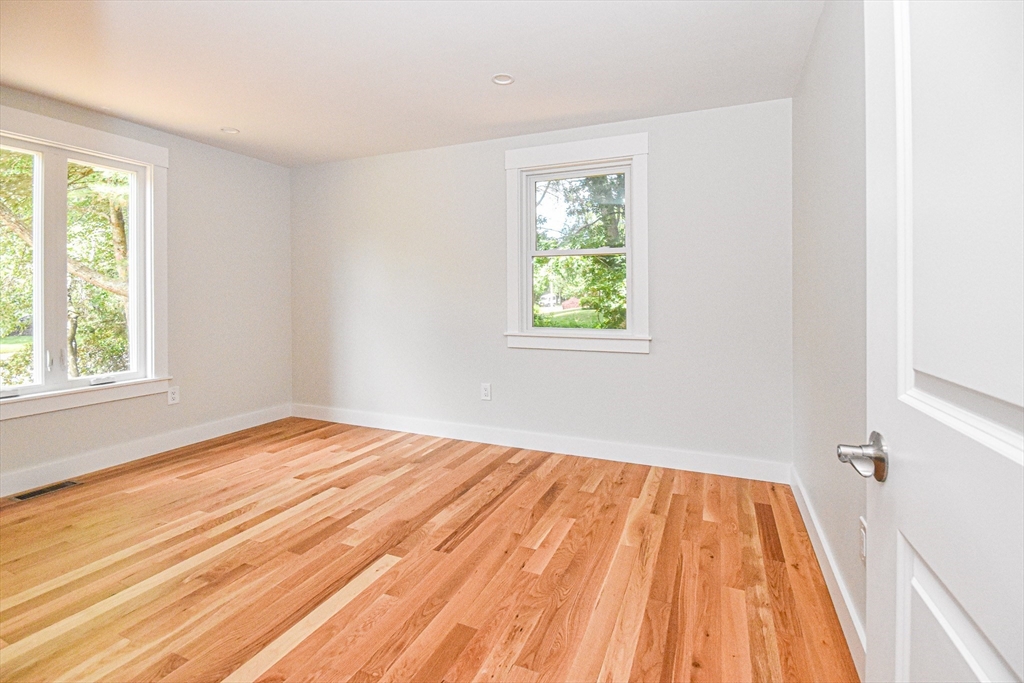 41 Kenneth St