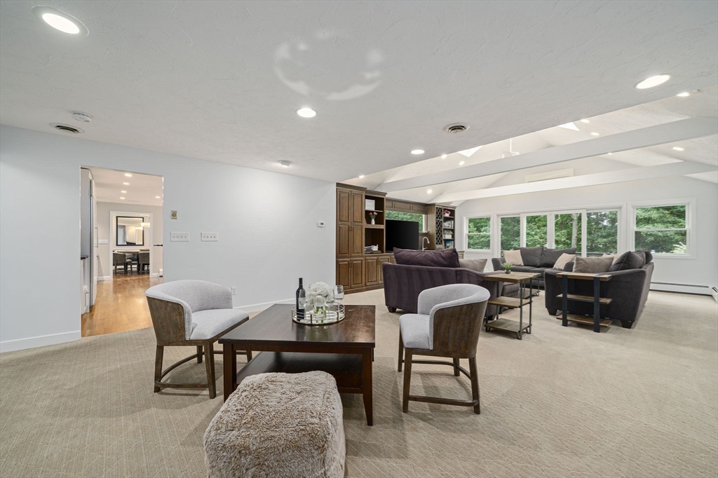 42 Eisenhower Dr