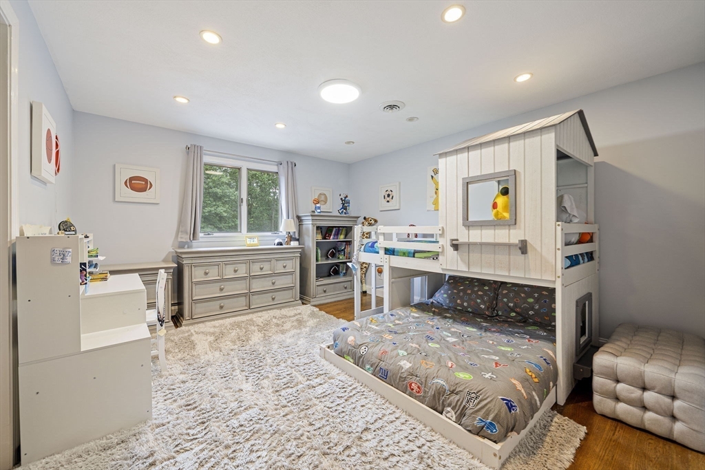 42 Eisenhower Dr