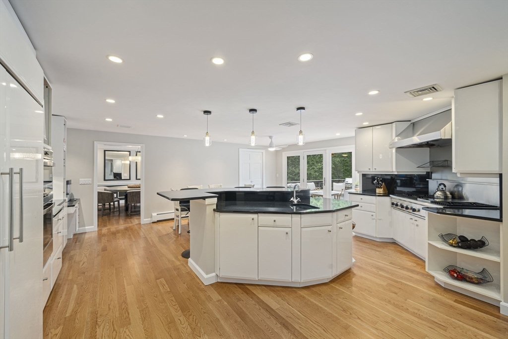 42 Eisenhower Dr