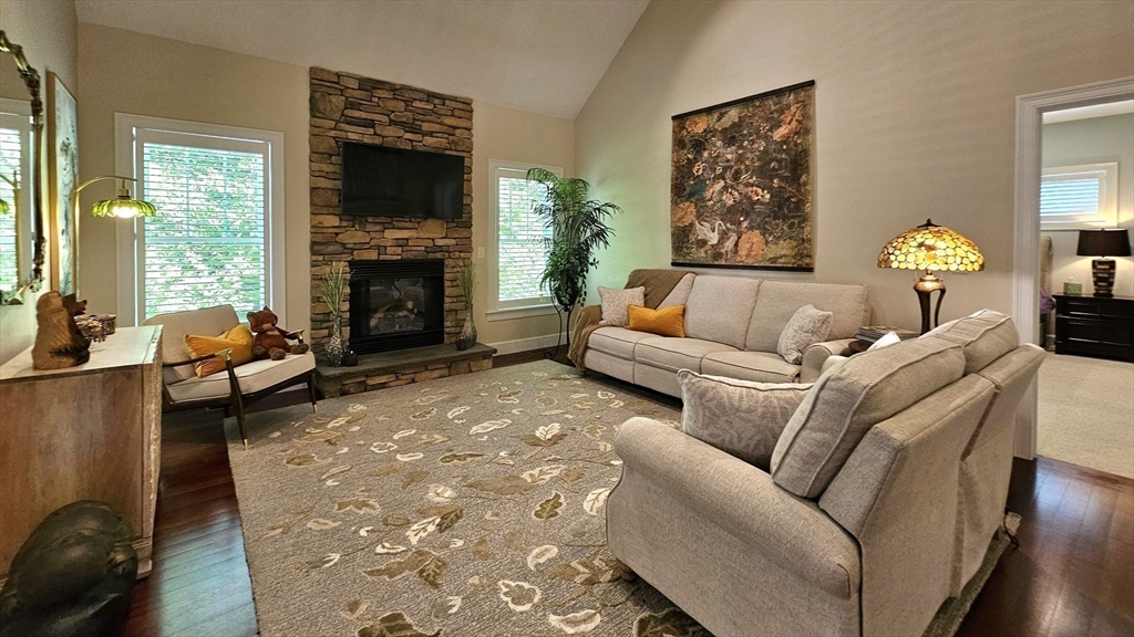 107 Winterberry Lane