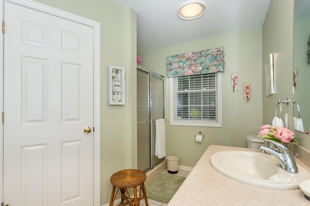 83 Kathleen Grant Rd