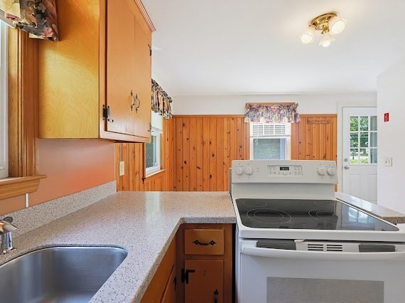 100 Atkinson Ave