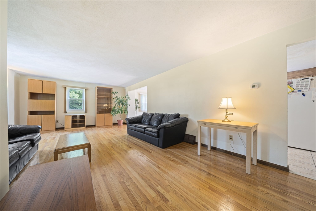 12 Pearl St # 12