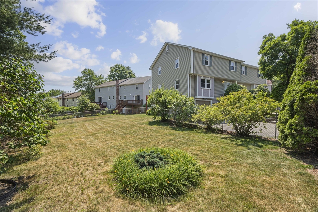 12 Pearl St # 12