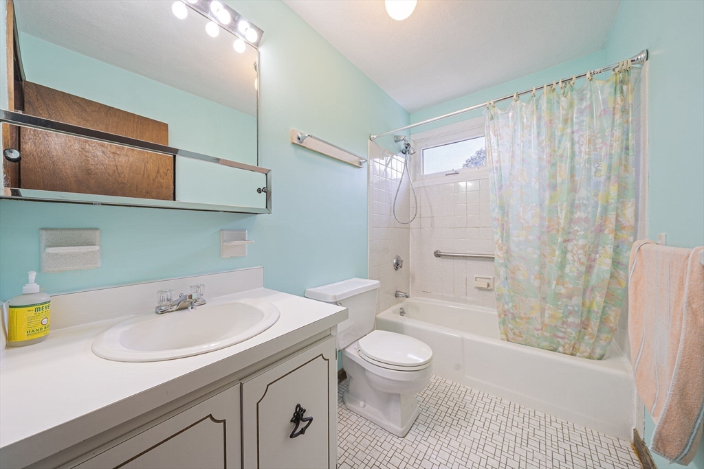 12 Pearl St # 12