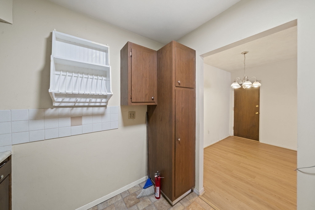 68 Summer Ave # 8