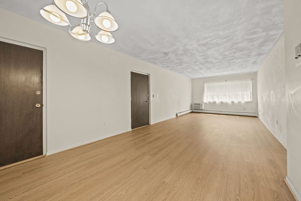68 Summer Ave # 8