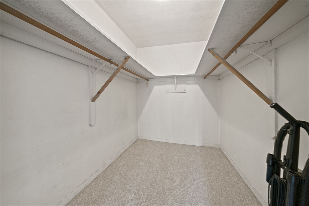 68 Summer Ave # 8