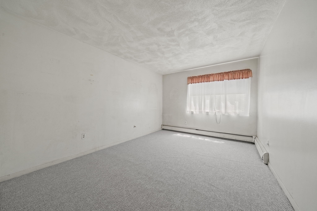 68 Summer Ave # 8