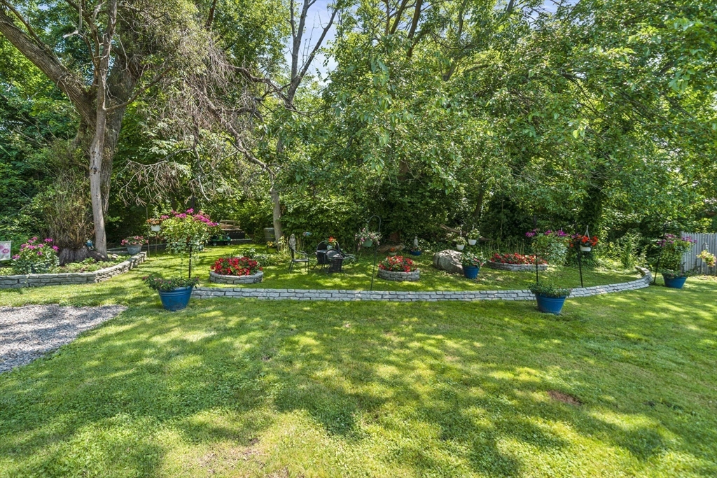 68 Summer Ave # 8