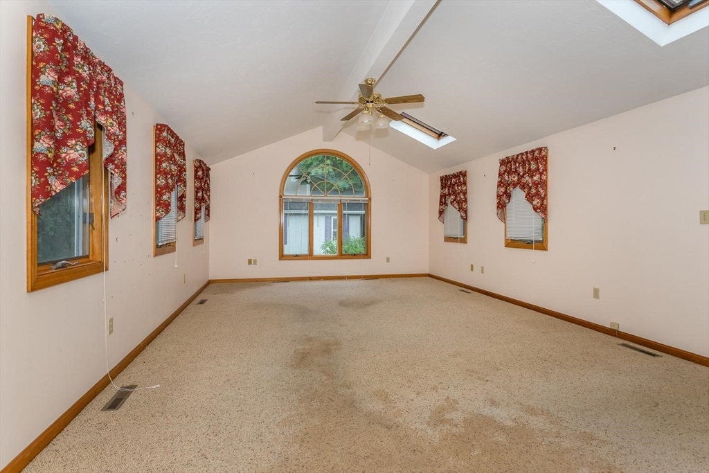 5 Charles Drive