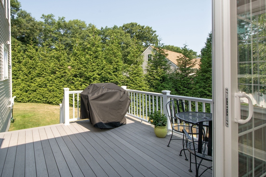 81 Meredith Way