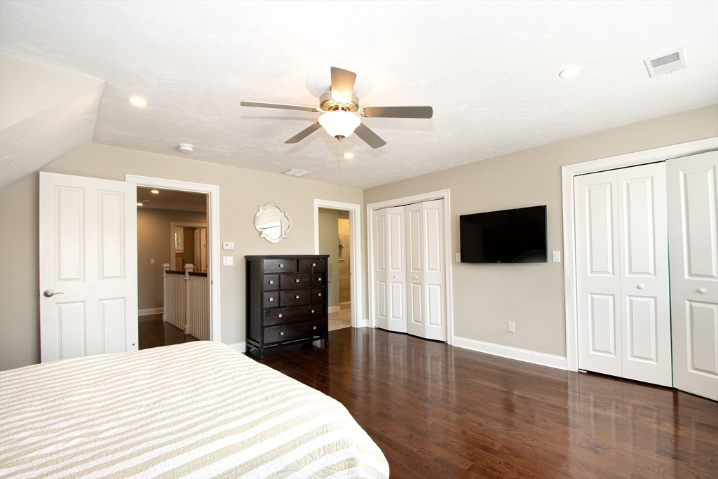 81 Meredith Way