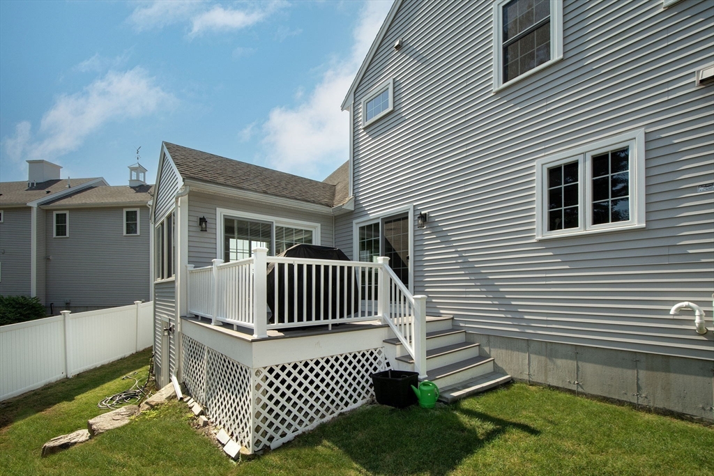 81 Meredith Way