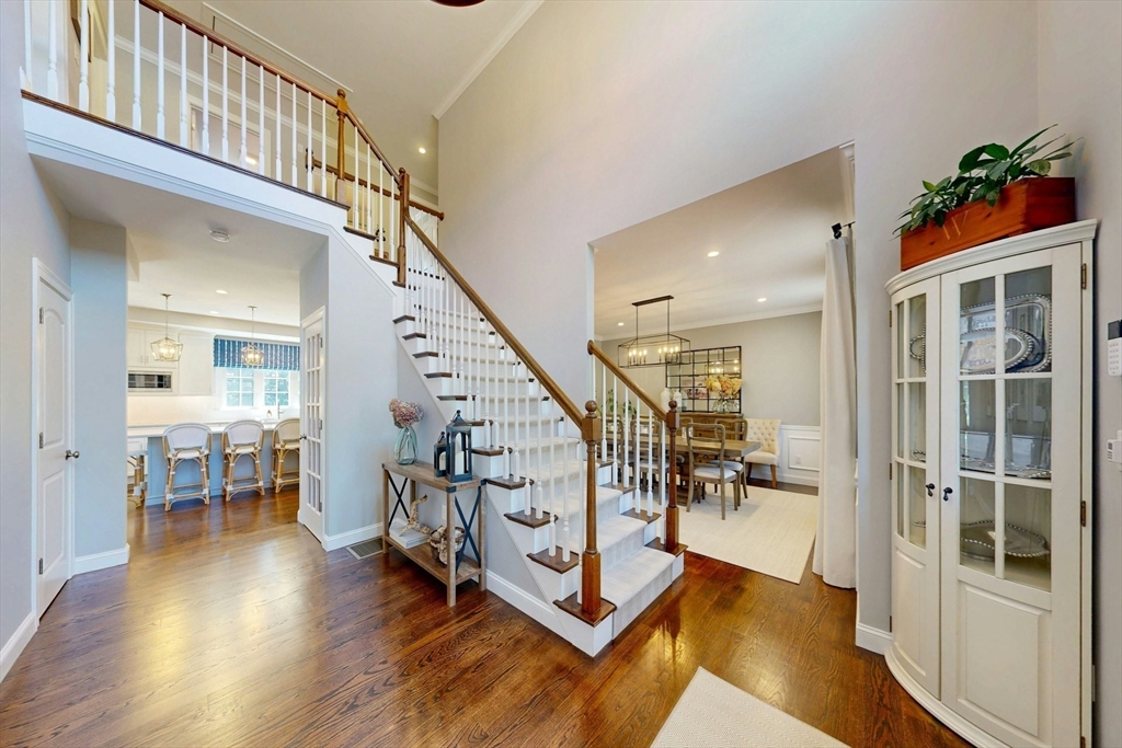 30 Horseshoe Ln