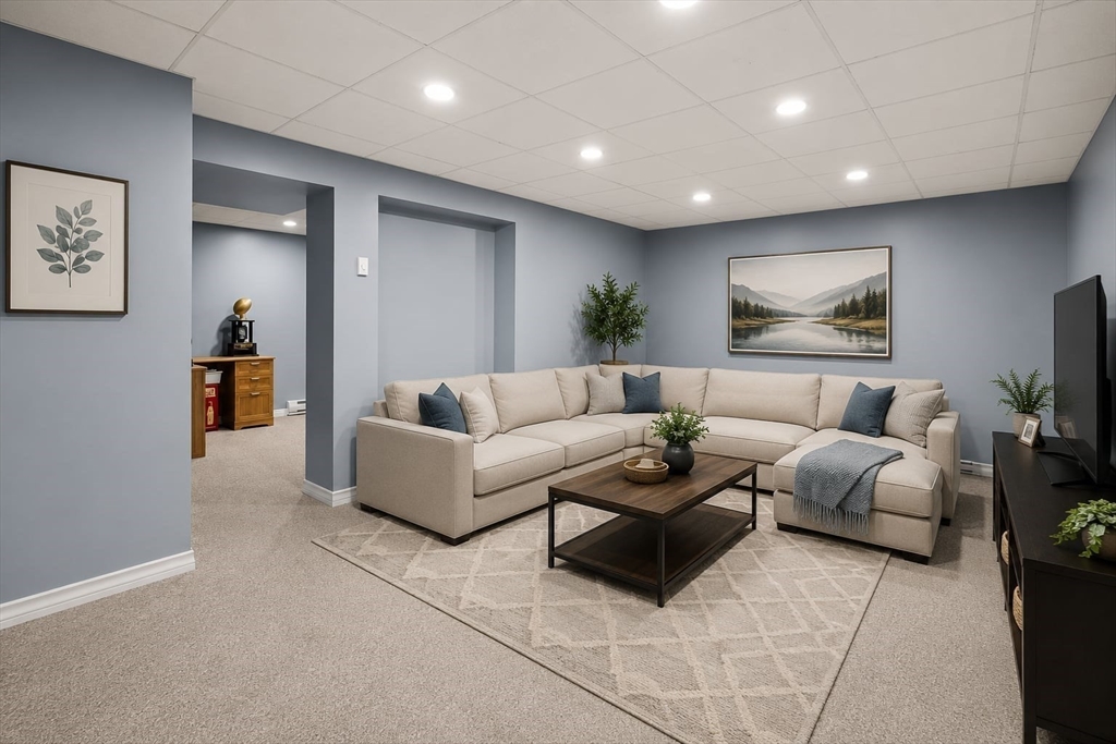 112 Village Gate Dr