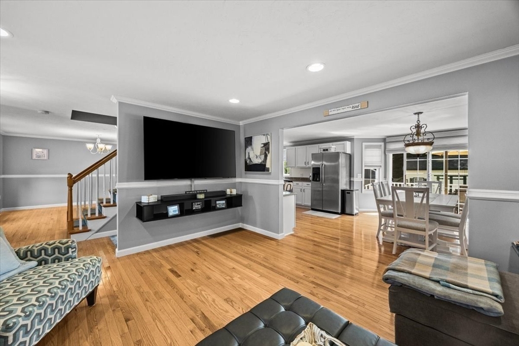 112 Village Gate Dr