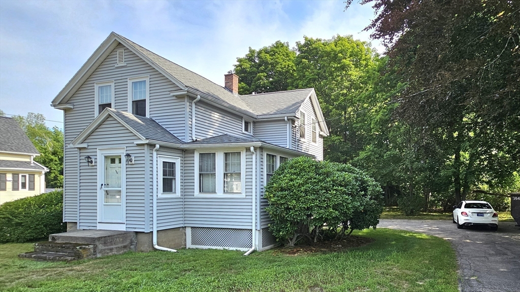 994 Pleasant St
