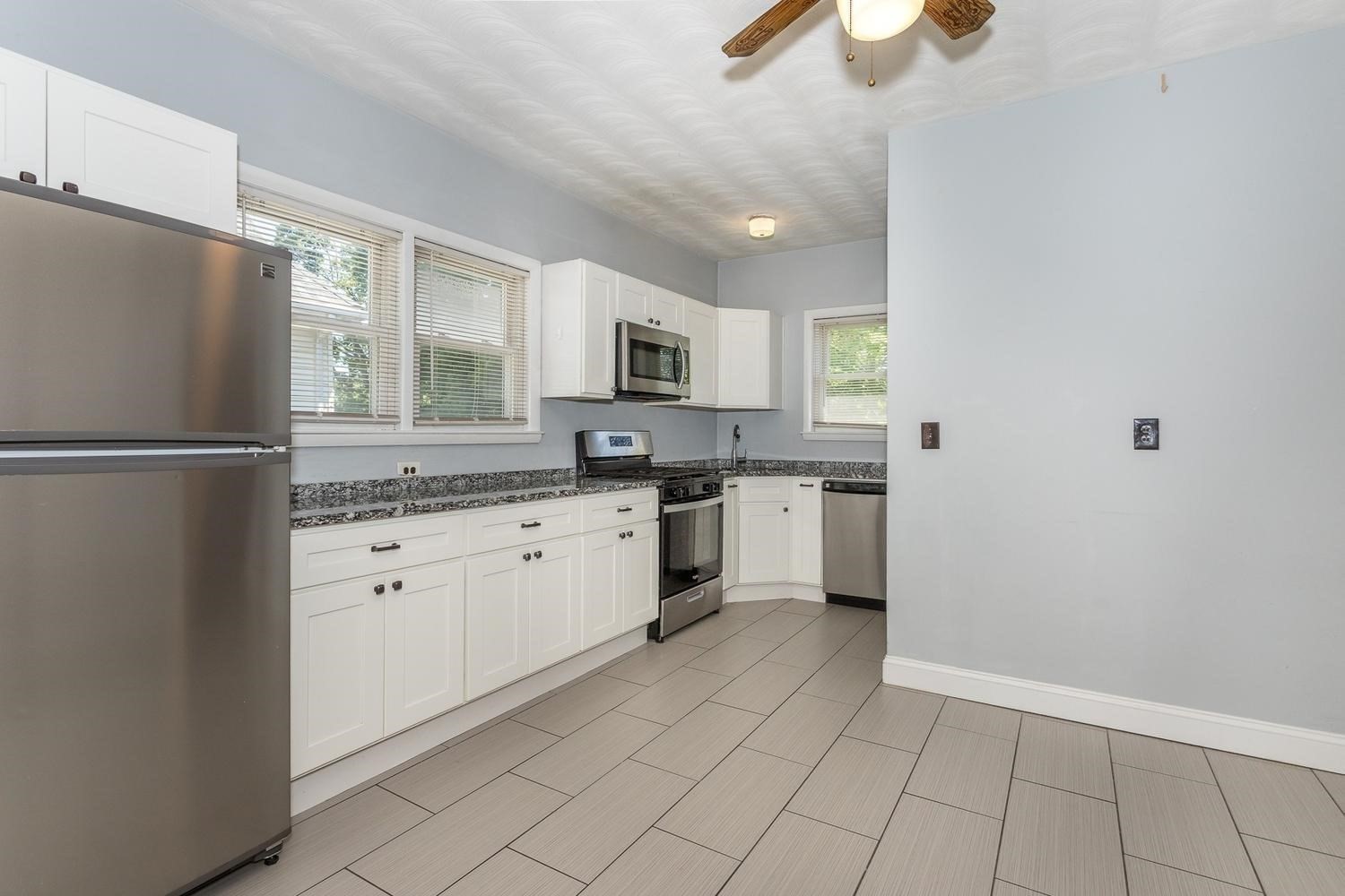 67 Cleverly Ct
