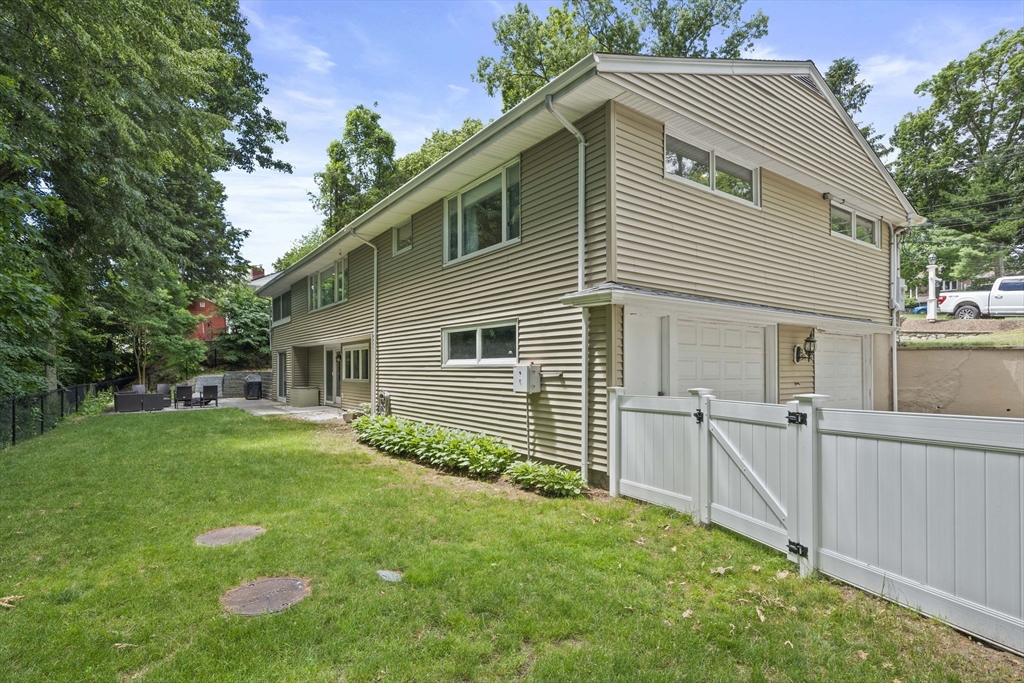 41 Algonquin Rd