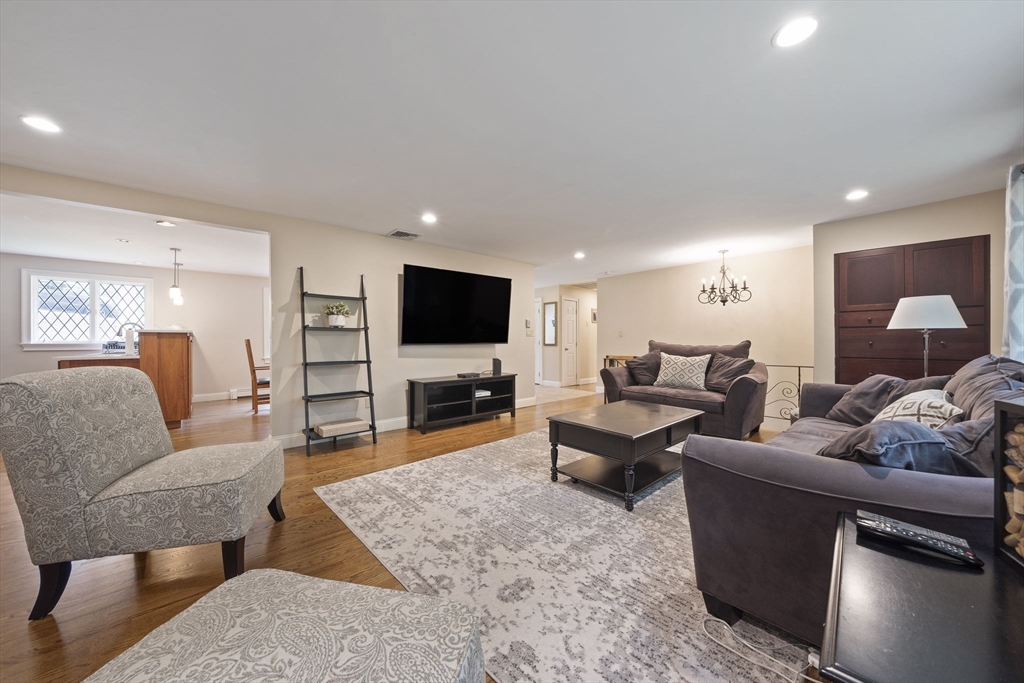41 Algonquin Rd
