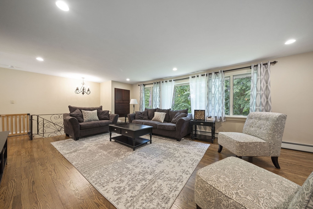 41 Algonquin Rd