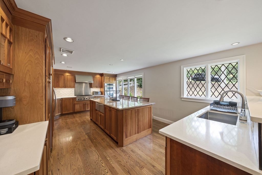41 Algonquin Rd