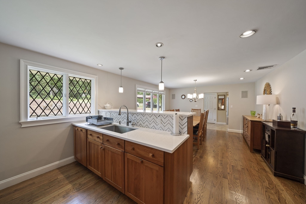 41 Algonquin Rd