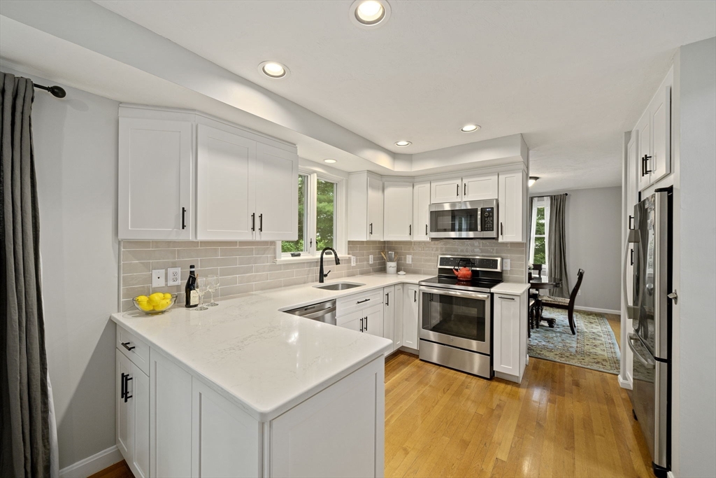 18 Mulberry Ln